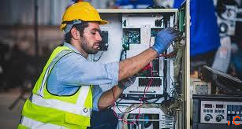 WE ARE HIRING SERVICE TECHNICIANS