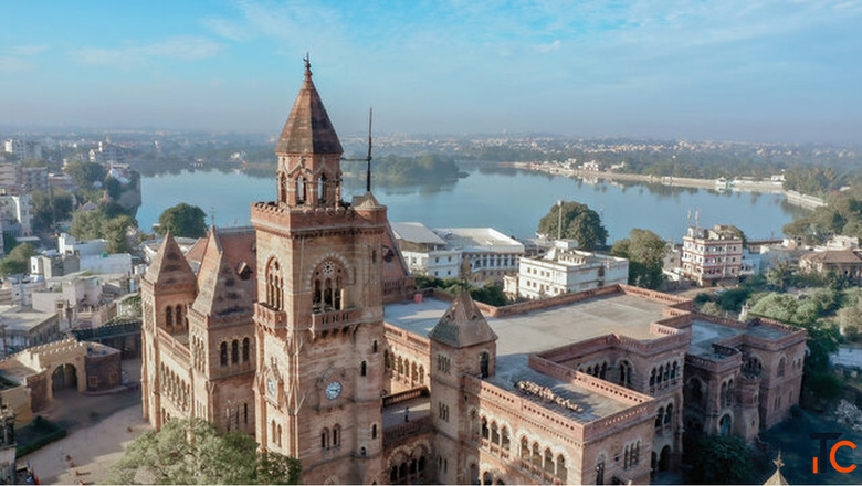 Ahmedabad to Bhuj Cab Ahmedabad to Bhuj Taxi