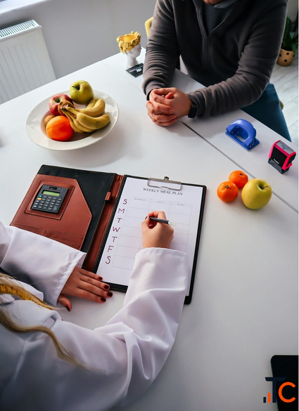 Manage PCOS Naturally with Expert Nutrition Care