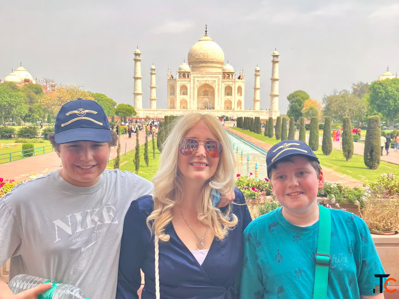 Taj Mahal Sunrise Tour From Delhi
