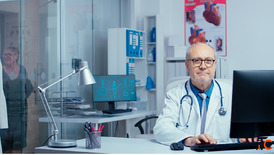 Best Kidney Doctor in Delhi Dr. Neha Singh KaSha Kidney Clinic