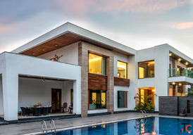 the luxury farms living near Delhi-NCR