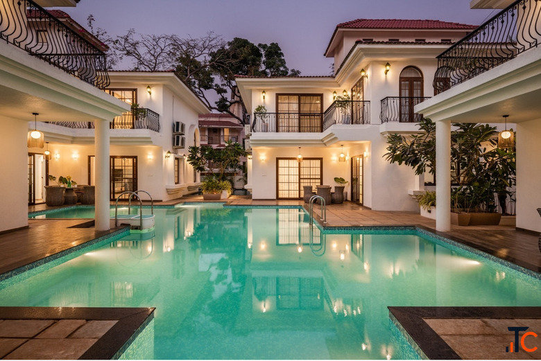 Luxury 12 BHK Villa in Goa Private Pool Villa Stay