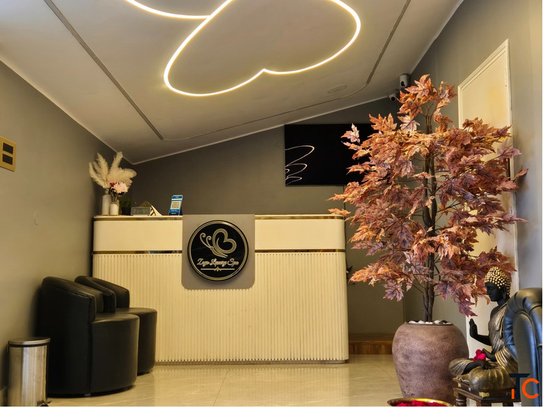 Full Body Oil Massage at Just 1499 Zoyo Luxury Spa Gachibowli