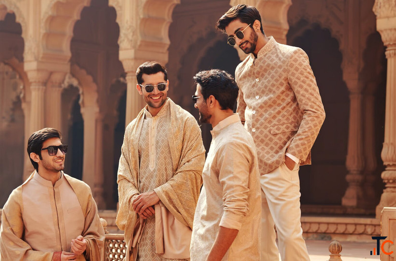 Men's Short Kurta Online - Stylish Ethnic Wear for Modern Men