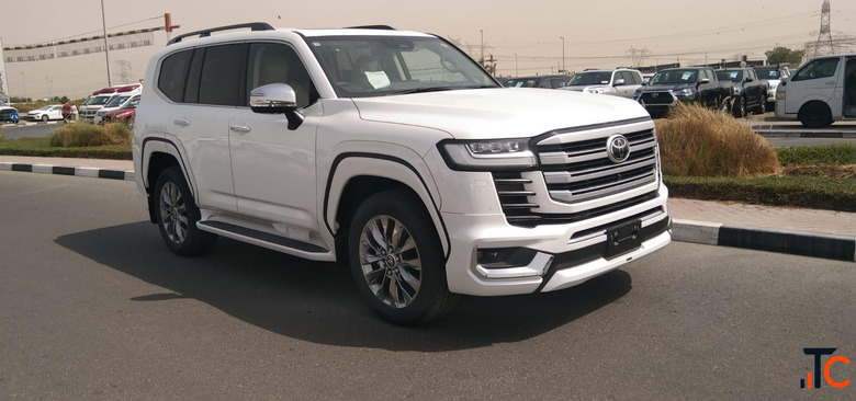 Buy Imported Luxury Cars in Delhi