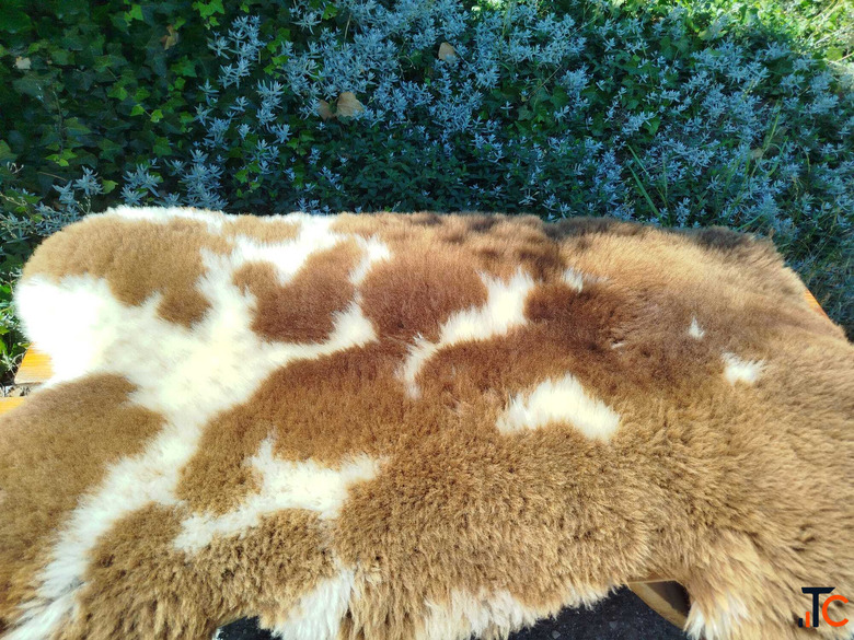 Natural Dutch sheepskins