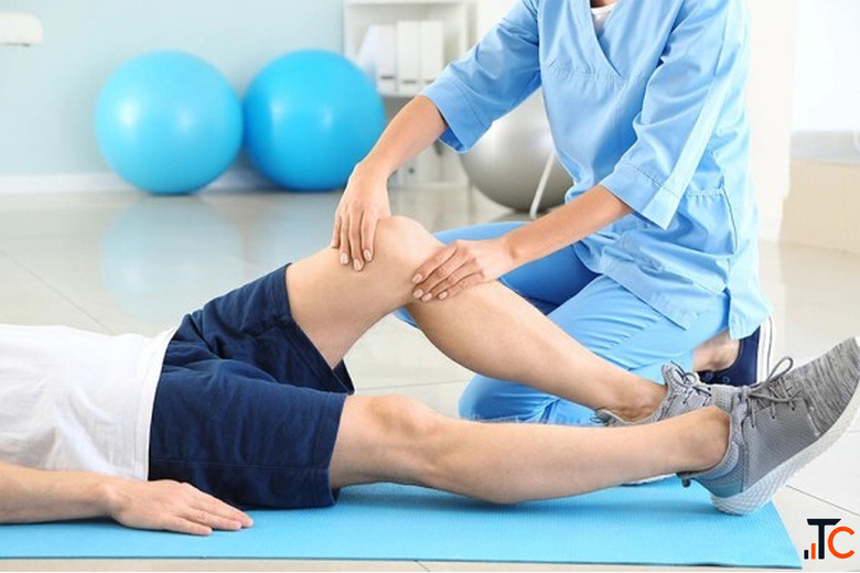 Physiotherapist at Home in Mayur Vihar Delhi