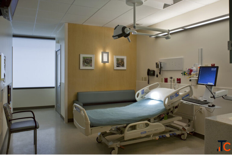 ICU Setup at Home in Mayur Vihar - Hospital-Grade Care