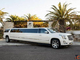 Luxury Carmel Limo Rentals for Weddings Airport Transfers Events