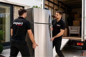 How Do I Choose a Reliable Two Men With Truck Perth Service