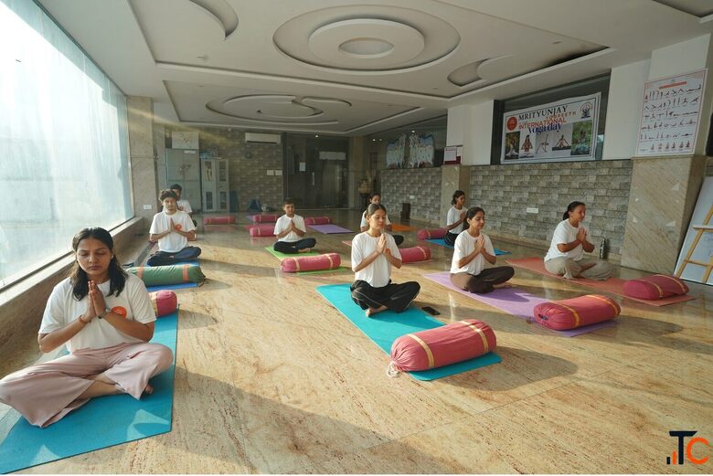 100 Hour Yoga Teacher Training Course in Rishikesh