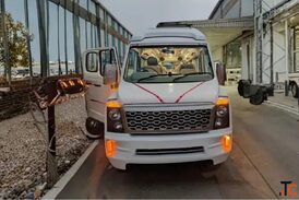 9 Seater Tempo Traveller in Delhi