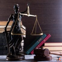 Lawyer Manzoor Legal Services in Dubai UAE