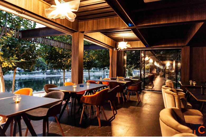 Food Court Investment in Noida Aadinath UR Homes