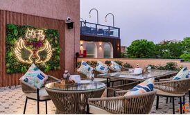Rooftop restaurant near Pratap Nagar Jaipur