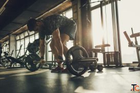Where can you find the best fitness studio near Hazra for improving your muscles