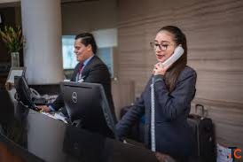 WR ARE HIRING RECEPTIONIST IN SALEM