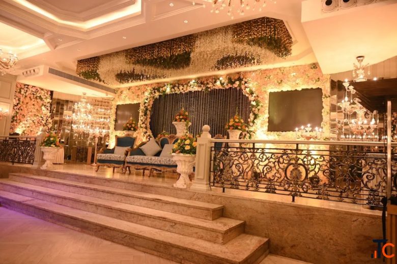 Compare Banquet Halls in Kirti Nagar with Prices Reviews