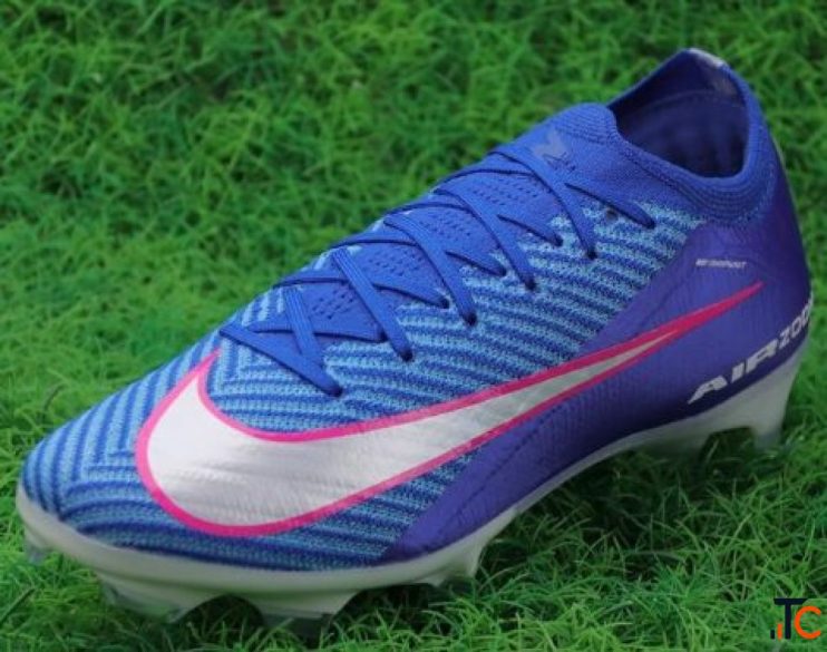 Shop Nike Adidas Football Boots at Worldfootballkickz.Com - Free Delivery