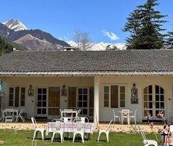 Ekaa House Best Hotel in Old Manali Comfortable Stay