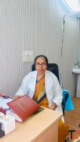 Dr Poonam Bharagav - Gynecologist in Panchakula