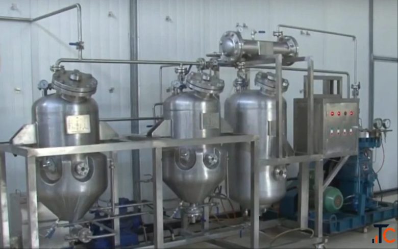 Herbal Oil Extraction Plant - Extract Valuable Oils from Natural Herbs