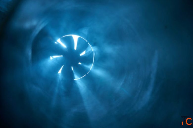 Energy Efficient Misting Fan for Heat Reduction Solutions