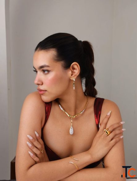 Earrings According to Face Shape - Find Your Perfect Pair