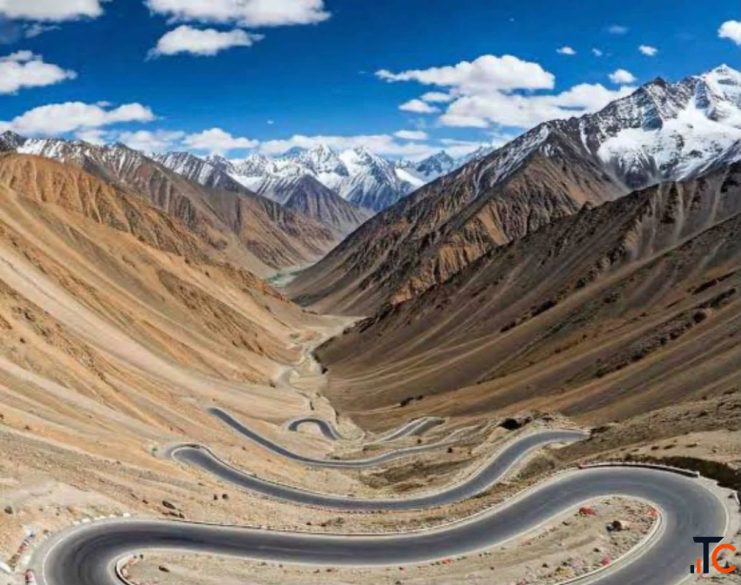 Leisures at Leh Ladakh5 NightsPACKAGE CATEGORY Group Best price Adventure DESTINATIONS COVERED 3N Le