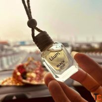 Long-Lasting Car Freshener for a Rich Black Oud Fragrance