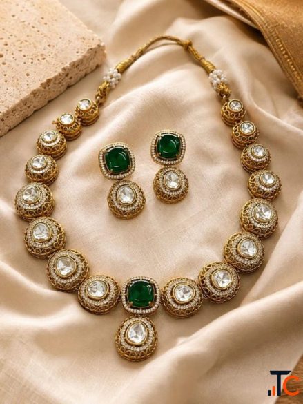Stylish Gold Necklace Set for Women for Every Occasion