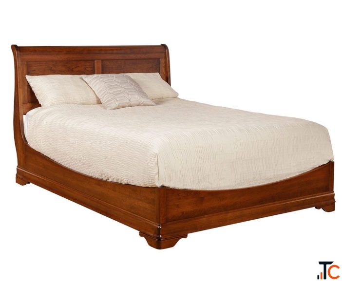 Calais Sleigh Bed With Low Footboard