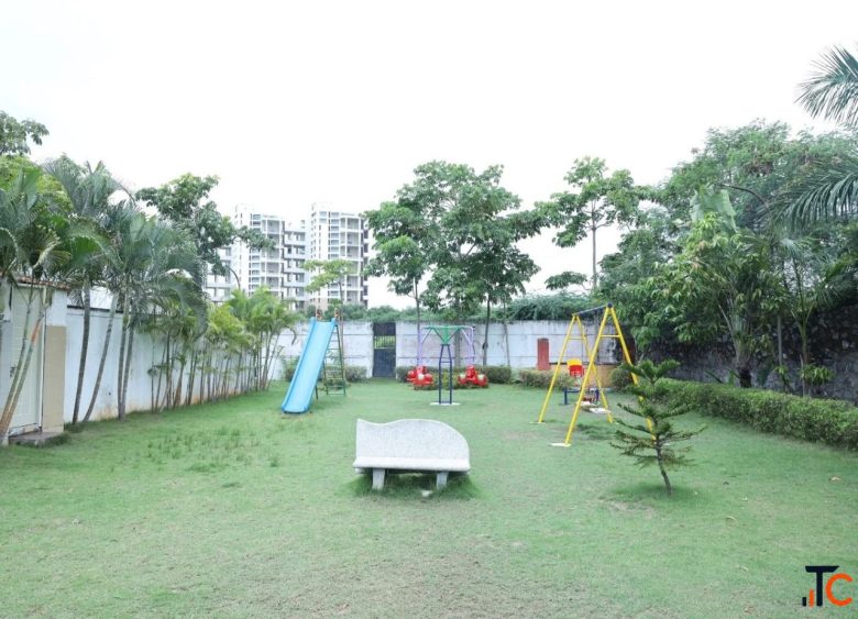 Best Family Villa Stays near ECR Chennai Lush Garden