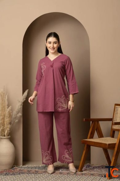 Shriva Couture - Clothing Store in Sikandrabad Women's Ethnic Wear
