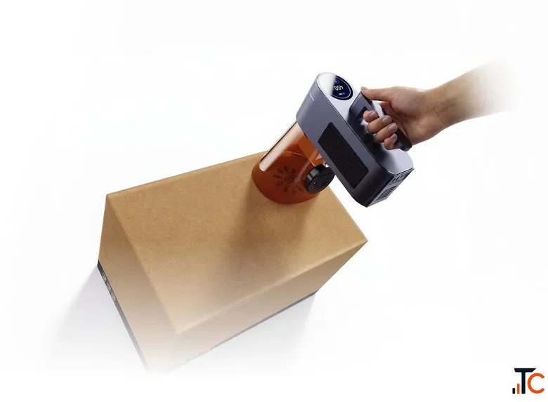 LaserPecker LP4 dual-laser engraver - full package with rotary safety cover