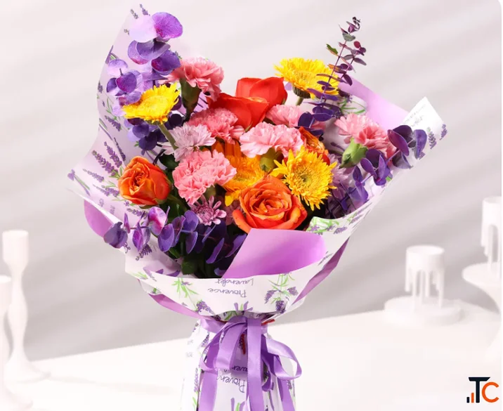 Get Fresh Flower Bouquets Delivery in Pune from FlowerAura