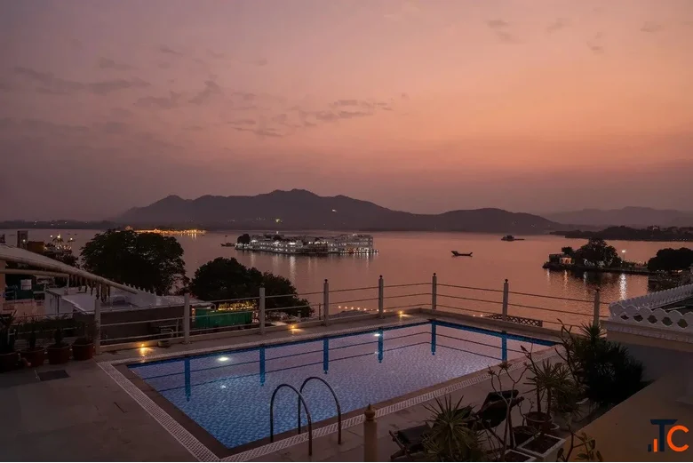Boutique Hotel in Udaipur with Rooftop Dining - Udaigarh