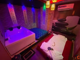 Oceanic Spa - Spa In Bandra Mumbai