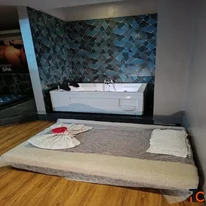 Oceanic Spa - Spa In Bandra Mumbai