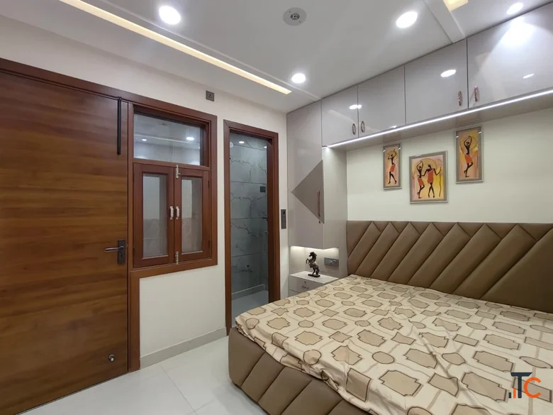 Delhi NCR Home Search Explore a 2 BHK Property in Dwarka Mor - Guru Mahadev Real Estate