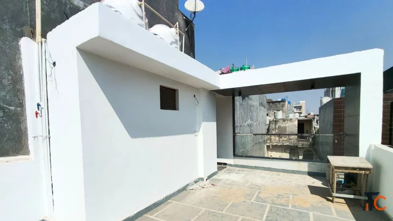 For Sale - Independent House in Mohan Garden West Delhi