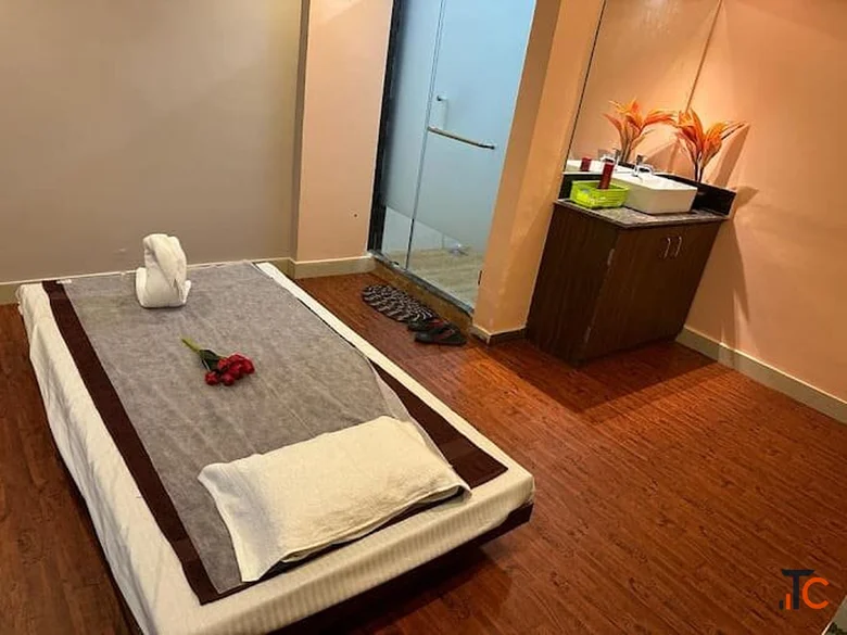 Spa Villa Spa In HBR Layout