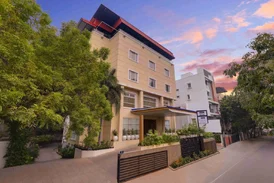 Best Hotel near Sholinganallur