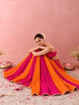 Crosswoven - Premium Banarasi Silk Saree Showroom in Banaras
