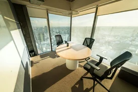 Space-Saving Office Desks for Modern Work Environments