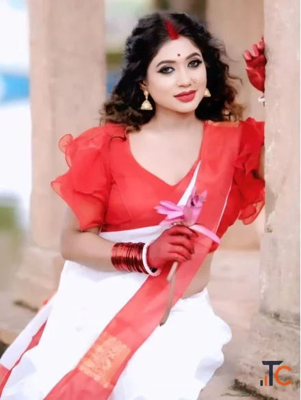 Rashmi Chatterjee - Bollywood Female Actress