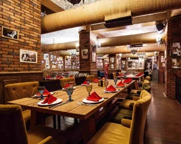 Foody Bay 32 - Retail Shop Food Court in Sector 32 Noida Aadinath UR Homes
